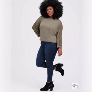 Torrid Super Soft Lace Inset Sleeve Dolman Top Size 0 Color Olive Green